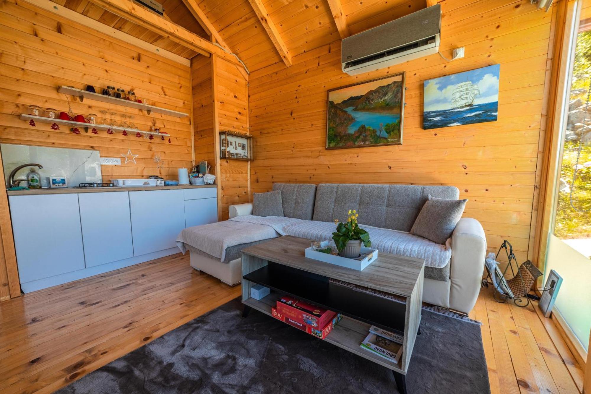 Boljesestre Lake Retreat Golubovci Exteriér fotografie
